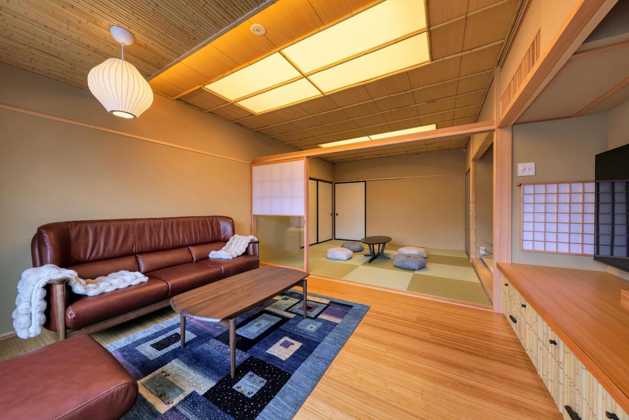 Honjin Hiranoya Kachoan Hotel Takayama  Exterior photo